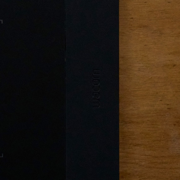 *** Wacom Intuos Pro Small Tablet - Picture 2 of 4